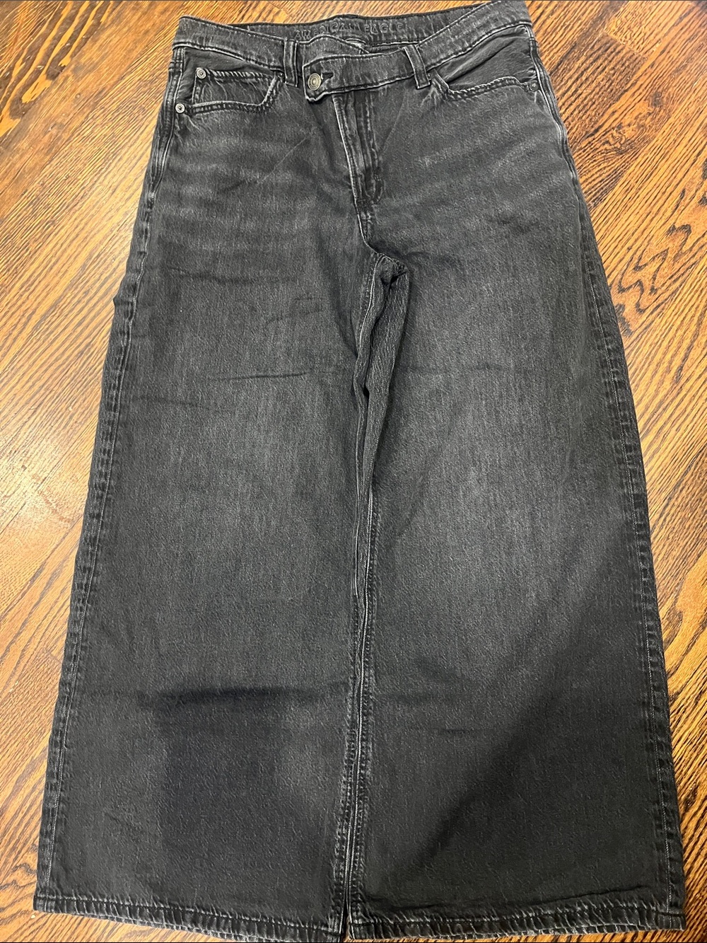 Women's Black Wide-Leg Jeans